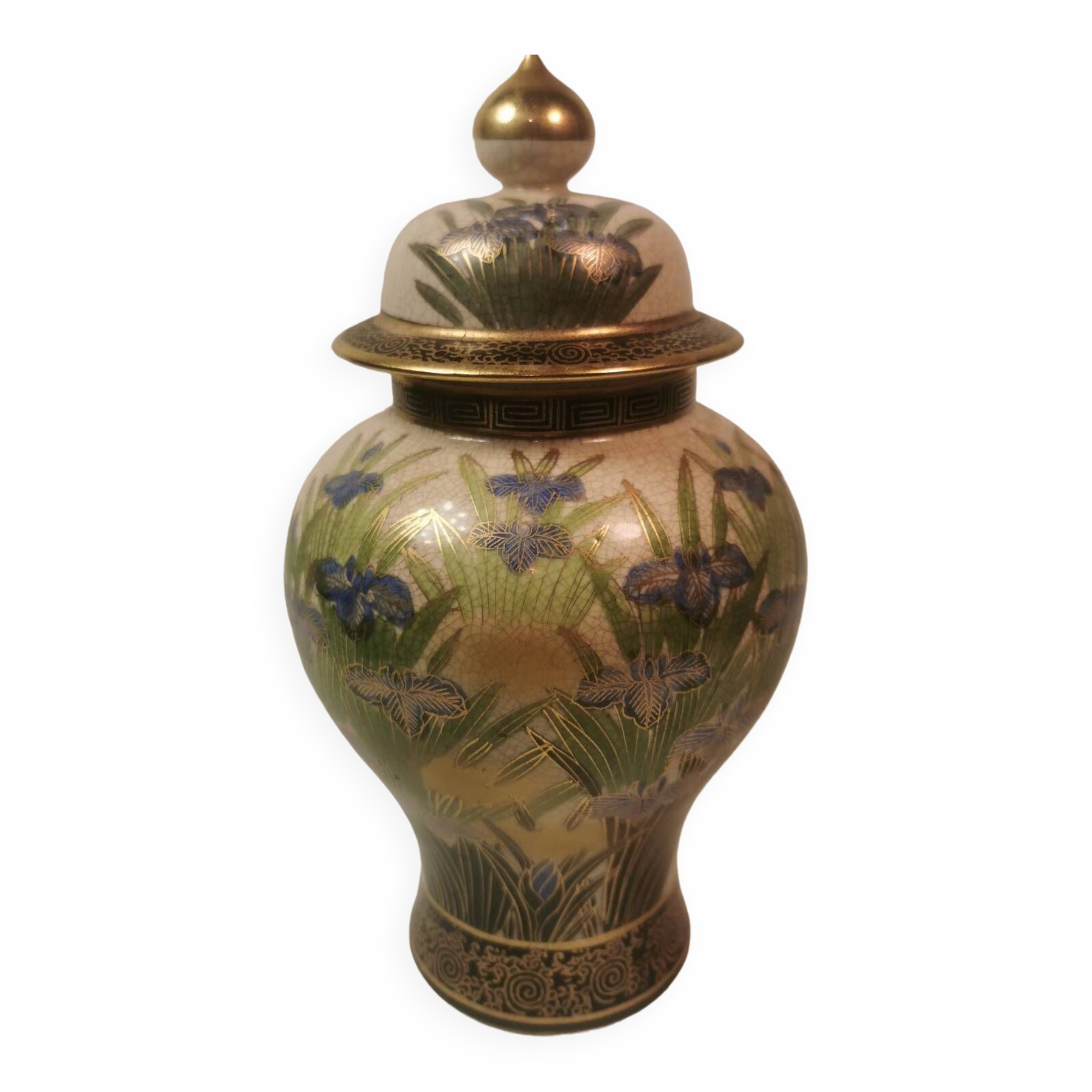 Superb Ginger Pot Vase in Japanese Porcelain Satsuma Family Shimazu Golden Iris Patterns