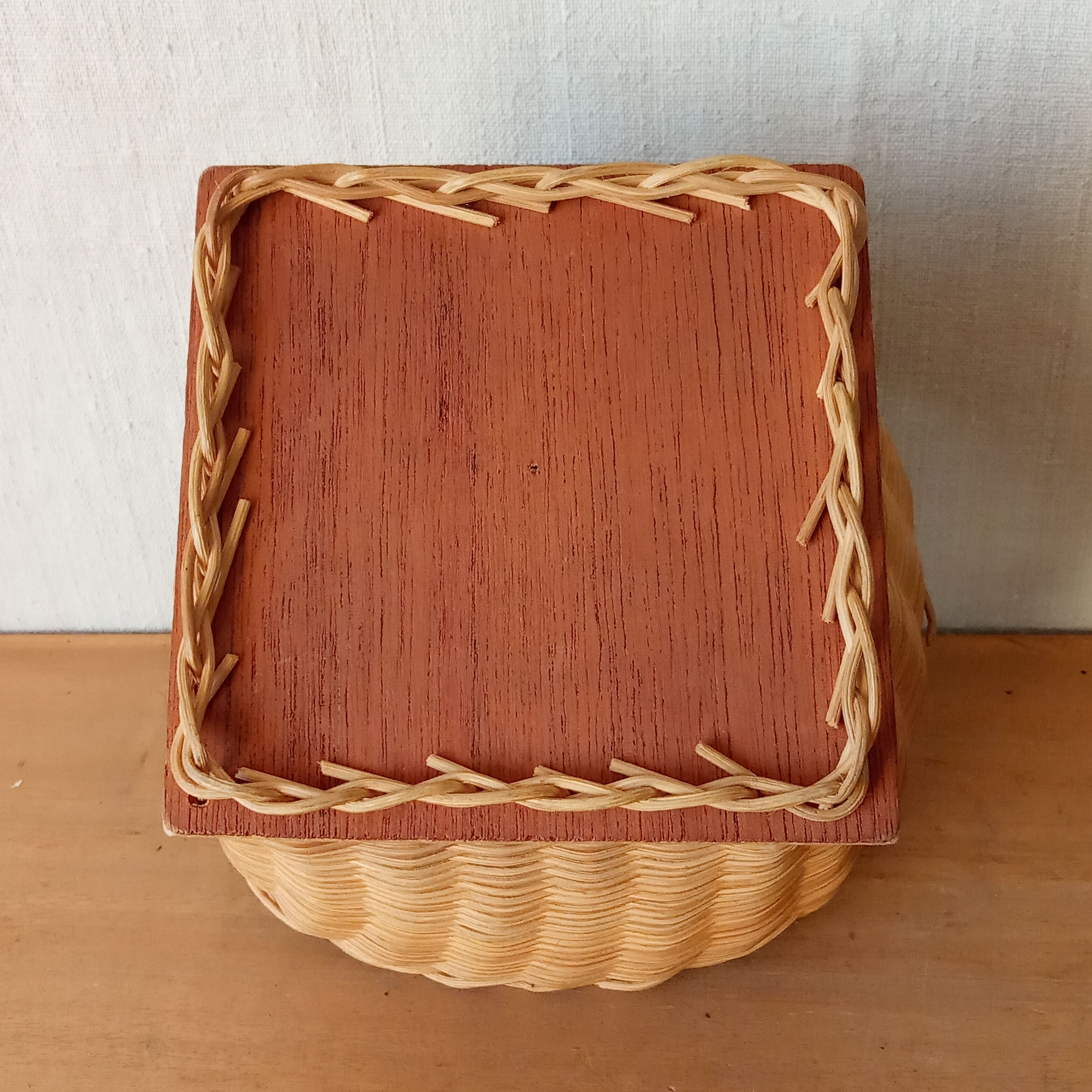 Vintage rattan pot cover