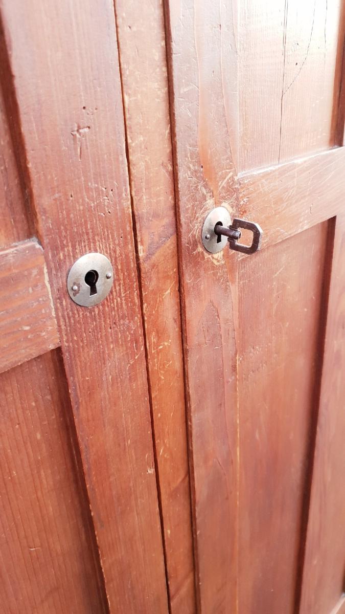 Vintage Parisian wardrobe