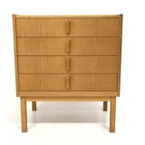 Scandinavian oak chest of drawers, Bertil Fridhagen, Bodafors, Sweden, 1960