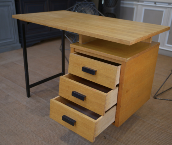 Office 1950 by Pierre Guariche in oak and metal