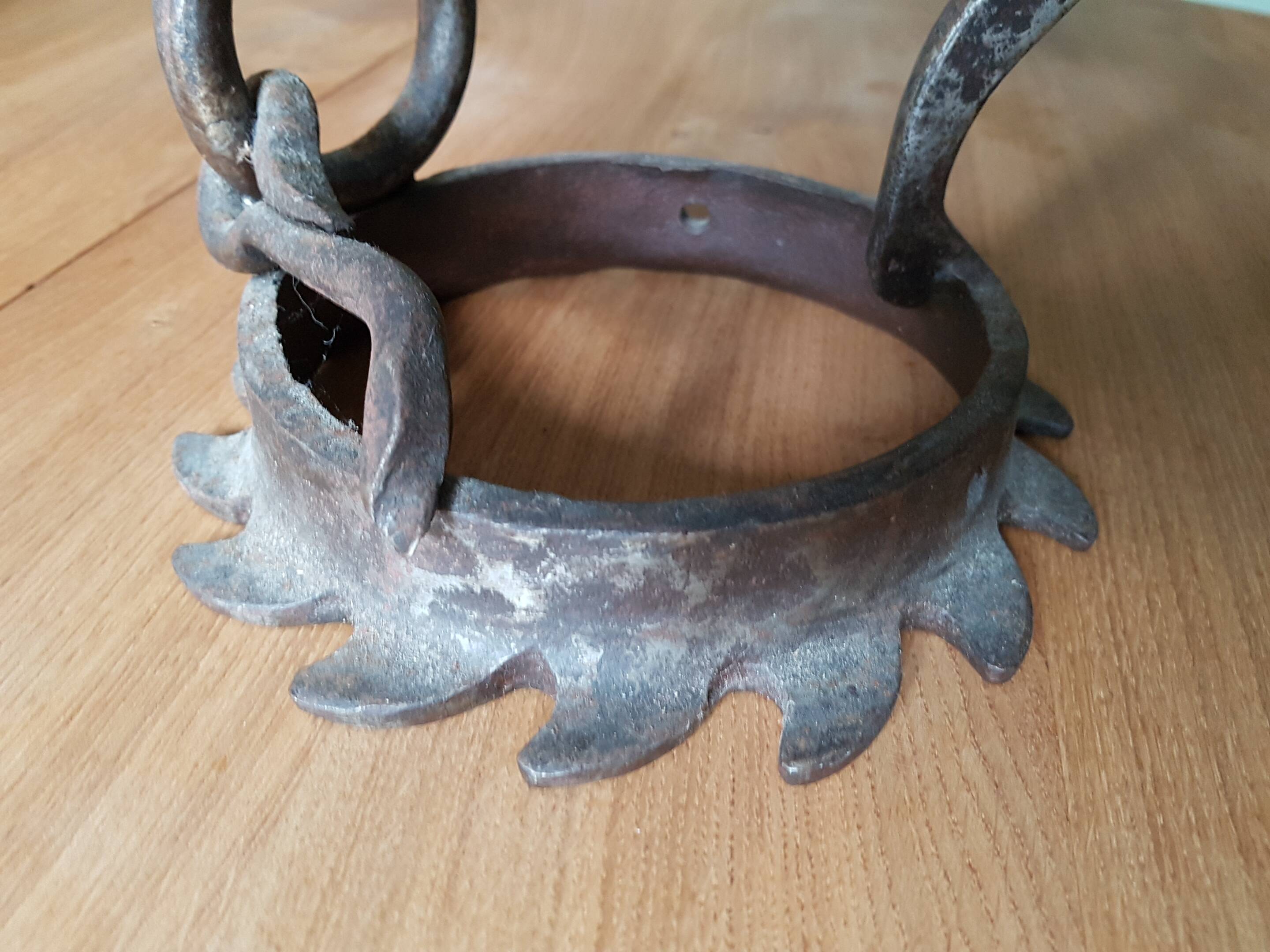 Brutalist style wrought iron lamp base