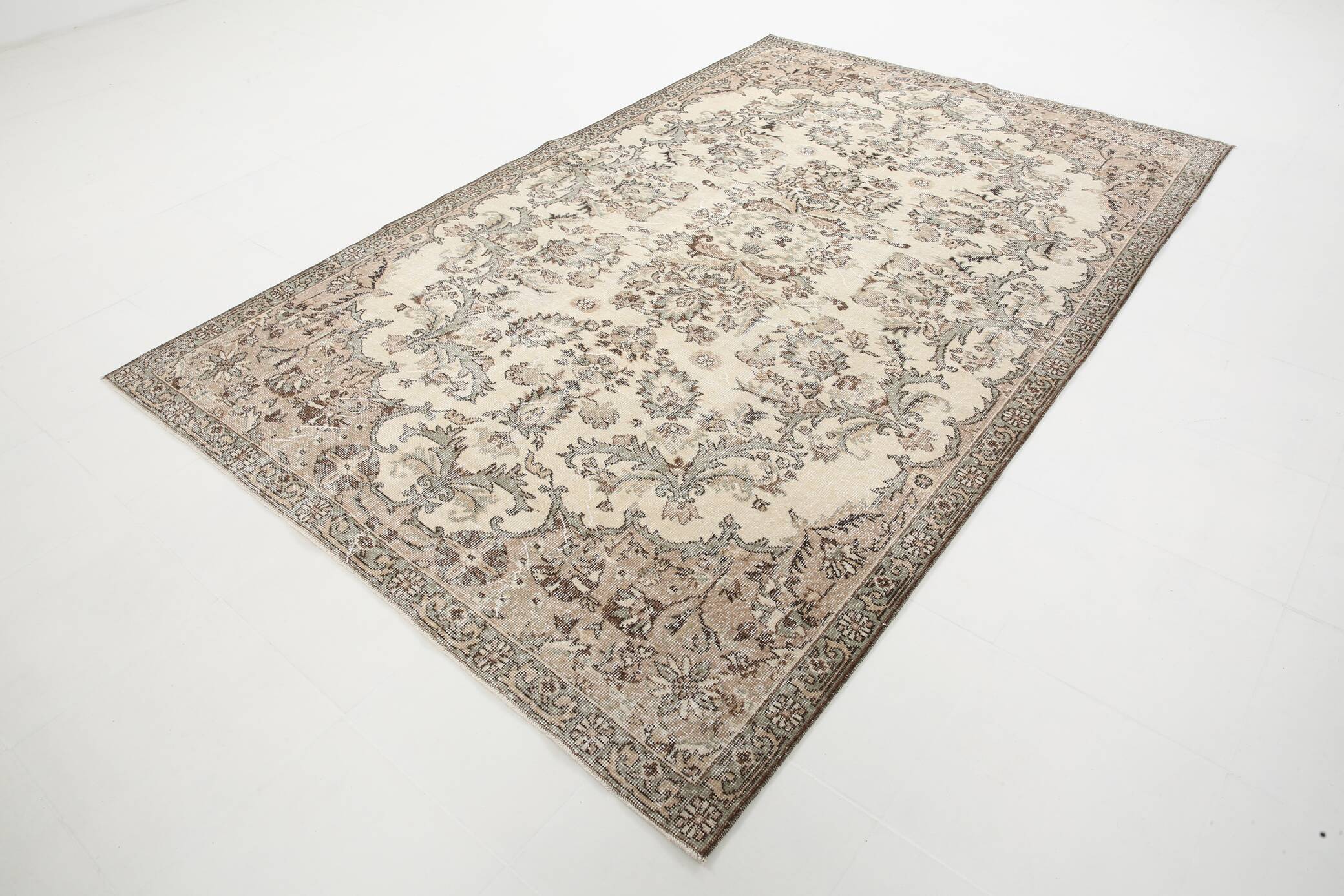 7x10 Vintage Faded Beige & Grey Anatolian Flatweave Vintage Area Rug