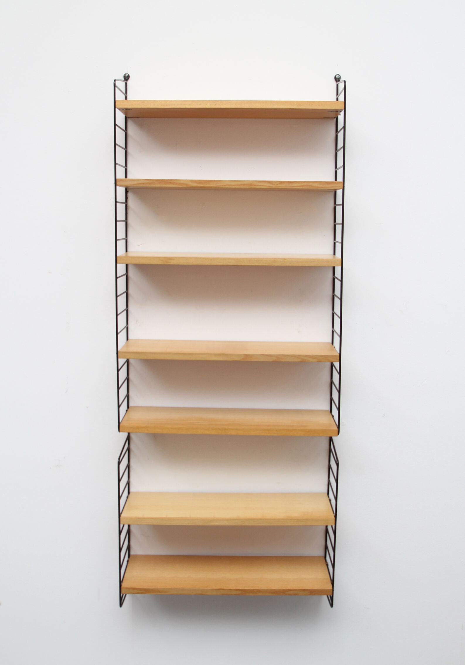 1960s wall unit in ash 7 shelves, Nisse Strinning