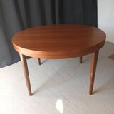 Scandinavian table