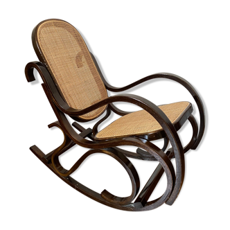 Rocking-chair canage child