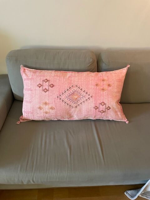 Vegetable silk cushion cover