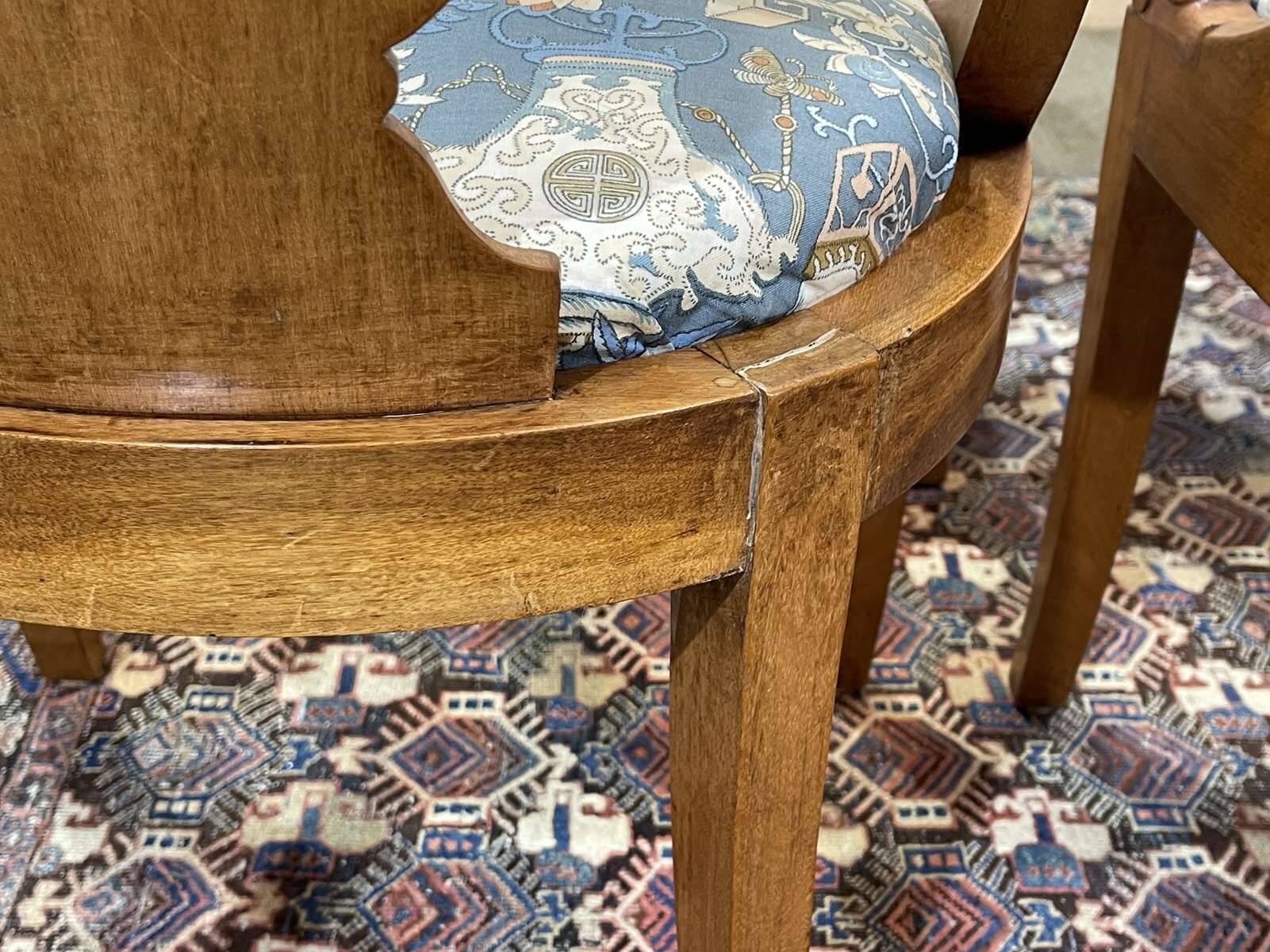 Set of 6 gondola chairs in blond mahogany - 20th century