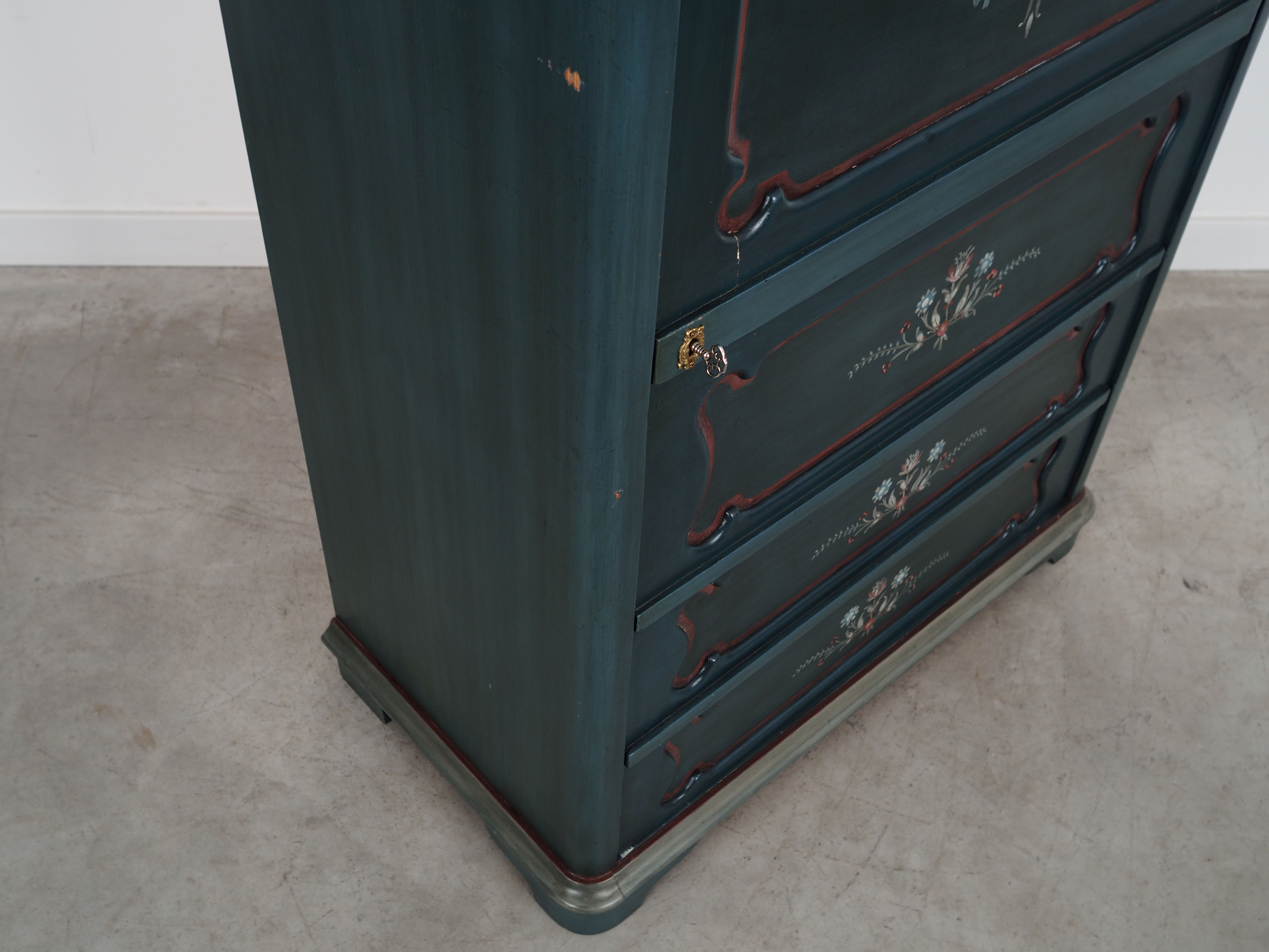 Pine laundry cabinet, Danish design, 1960s, production: Denmark