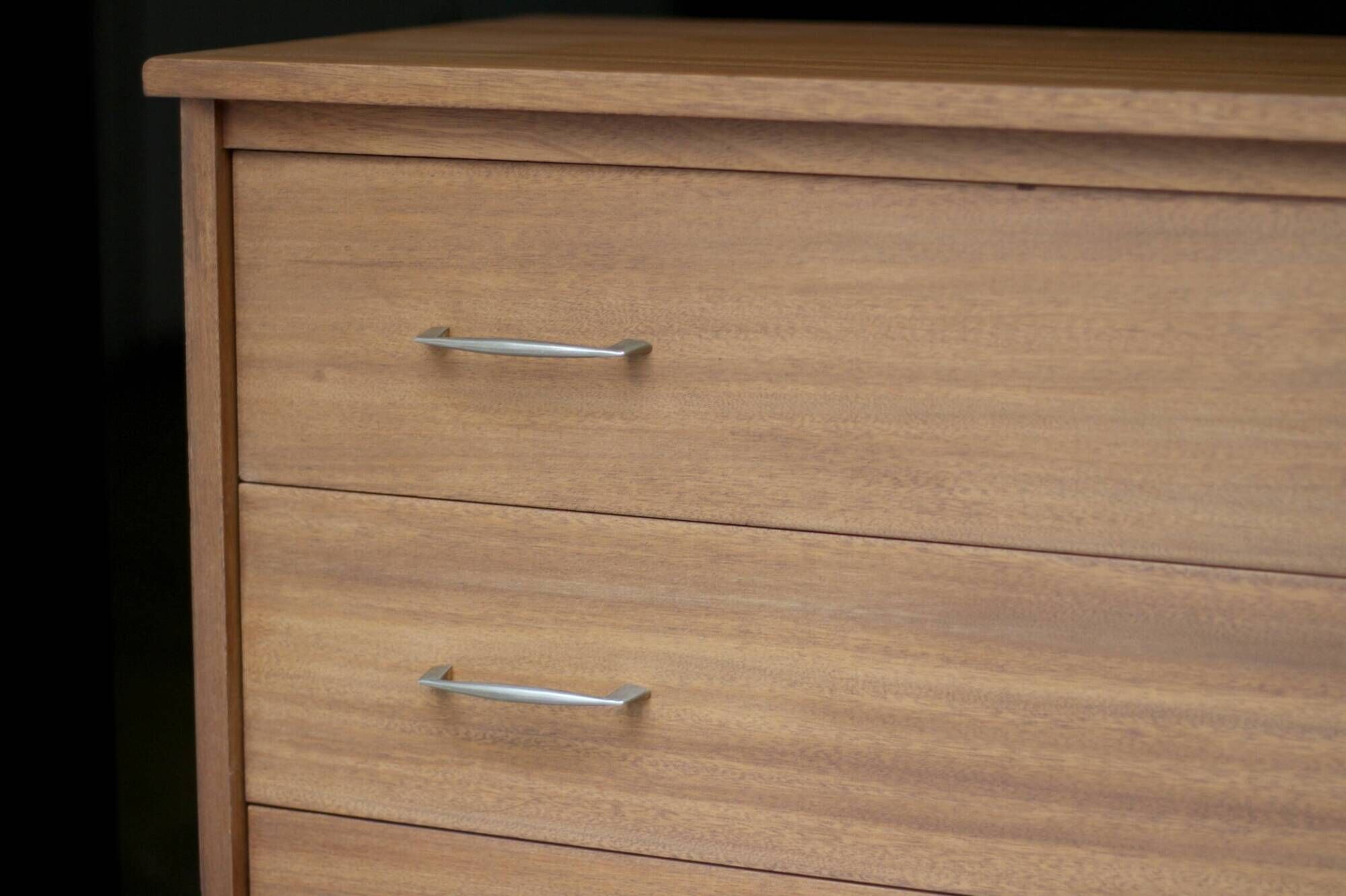 Belle commode vintage (années 60/70). Rénovée.