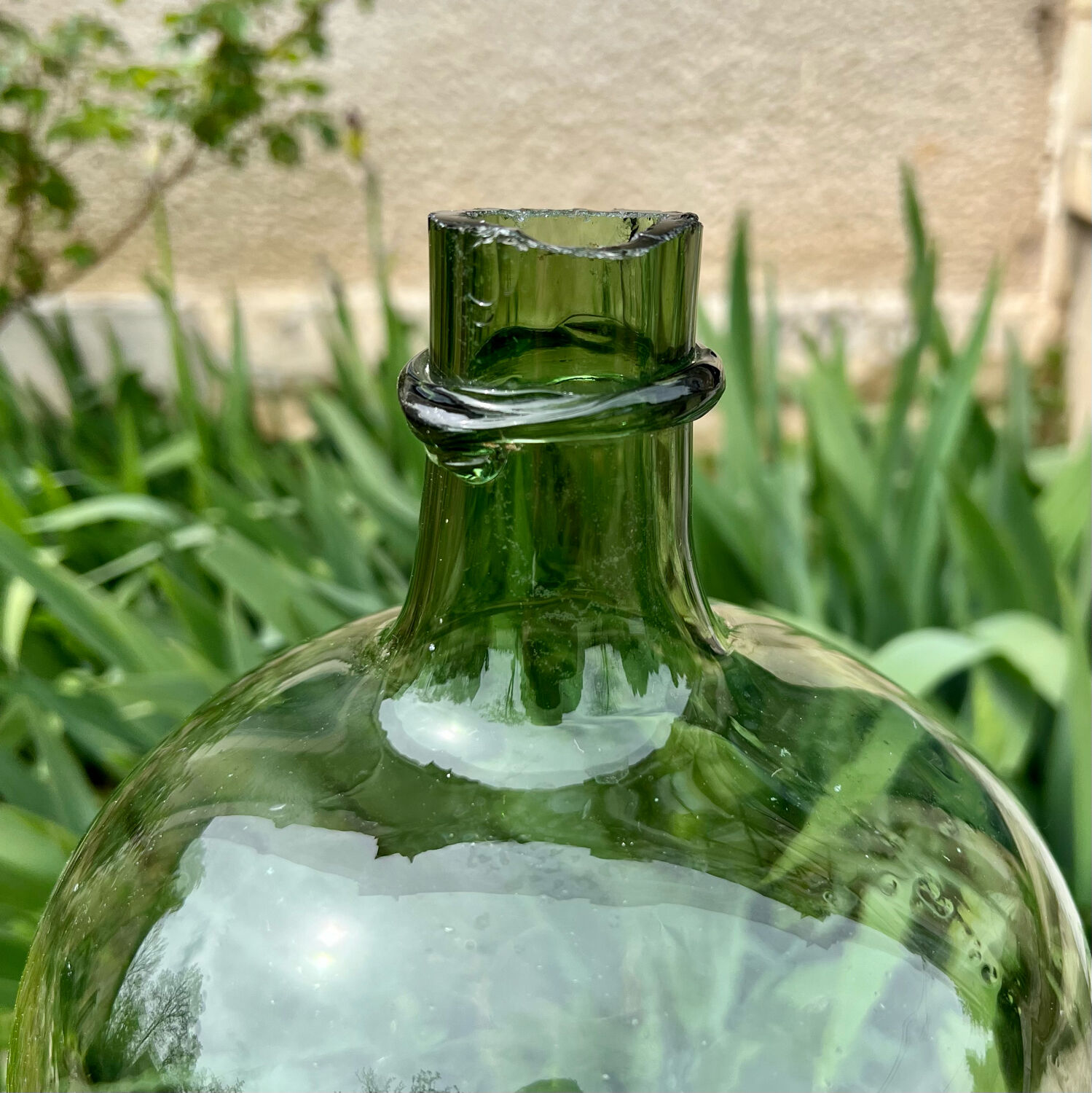 Blown demijohn