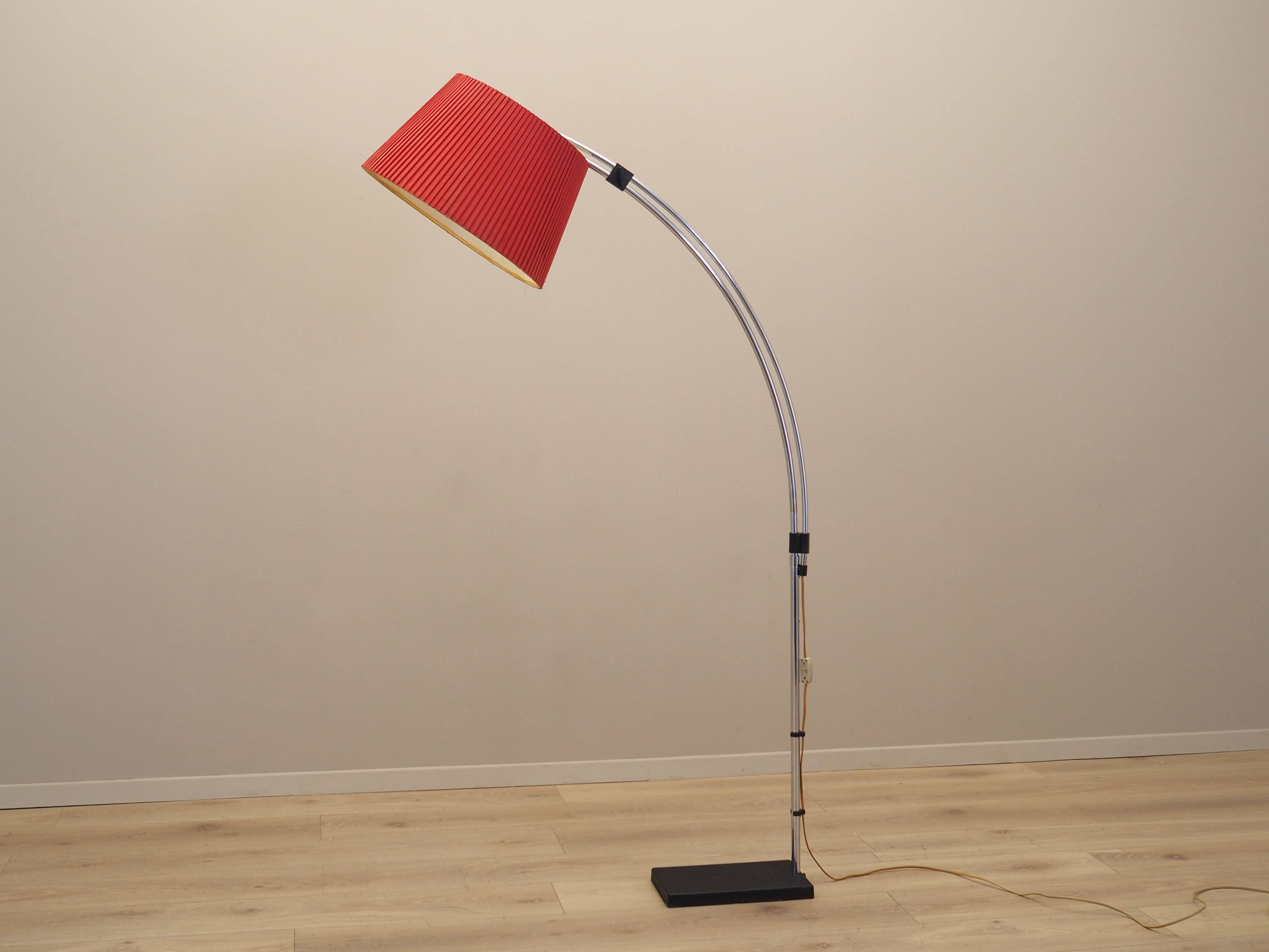 Lampadaire, design danois, années 1980, production : Danemark