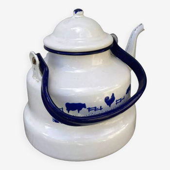 Enameled farmhouse teapot