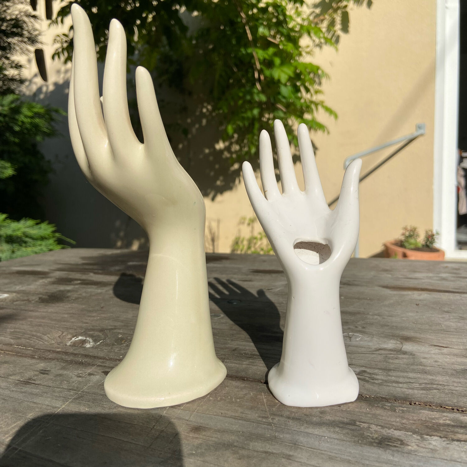 Mains en céramique