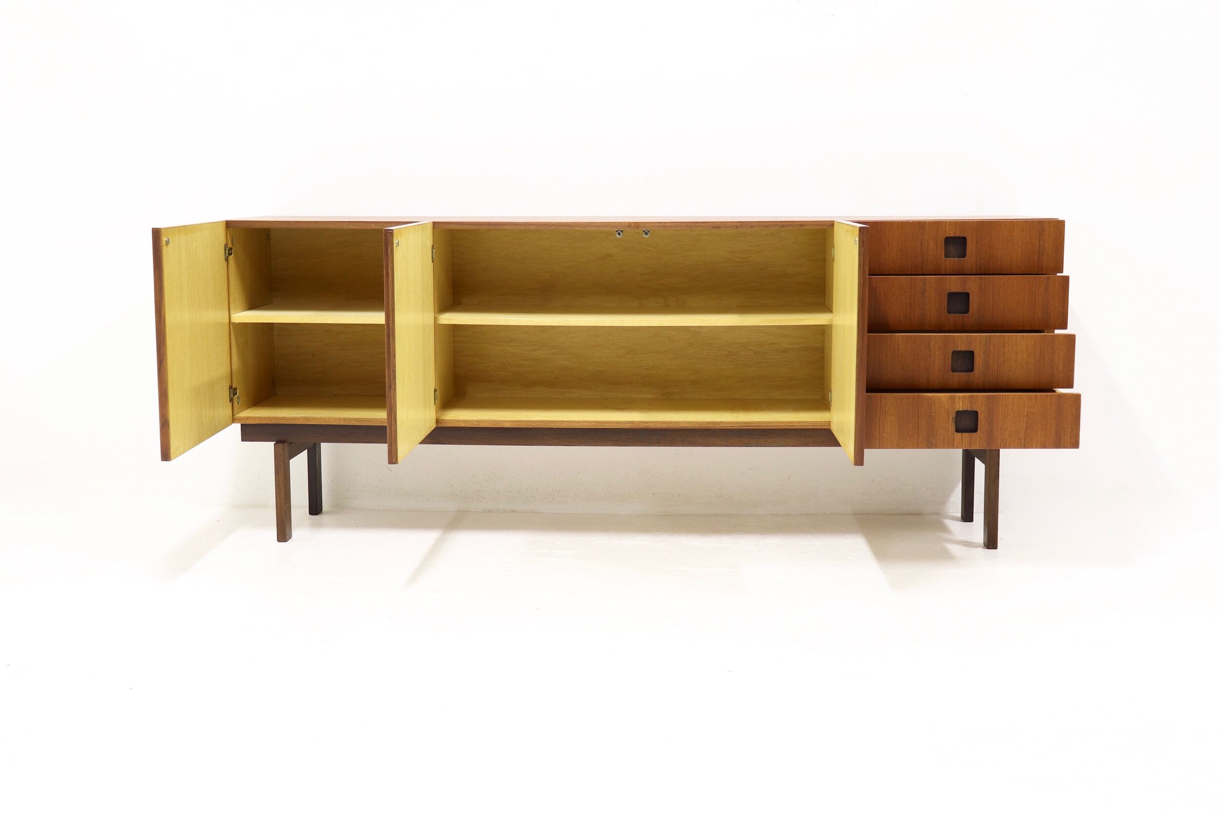 Enfilade de Propos Hulmefa teck années 1960