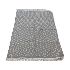 tapis berbère gris et