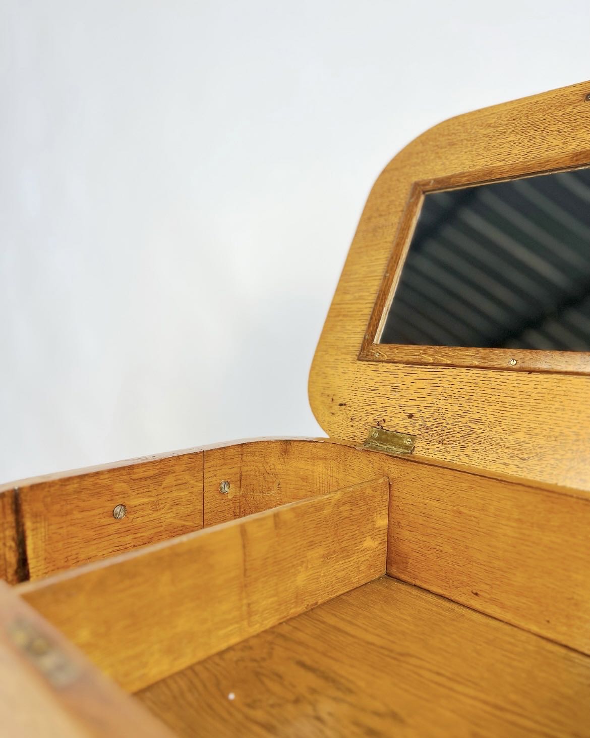 Vintage bedside and worker from 1950