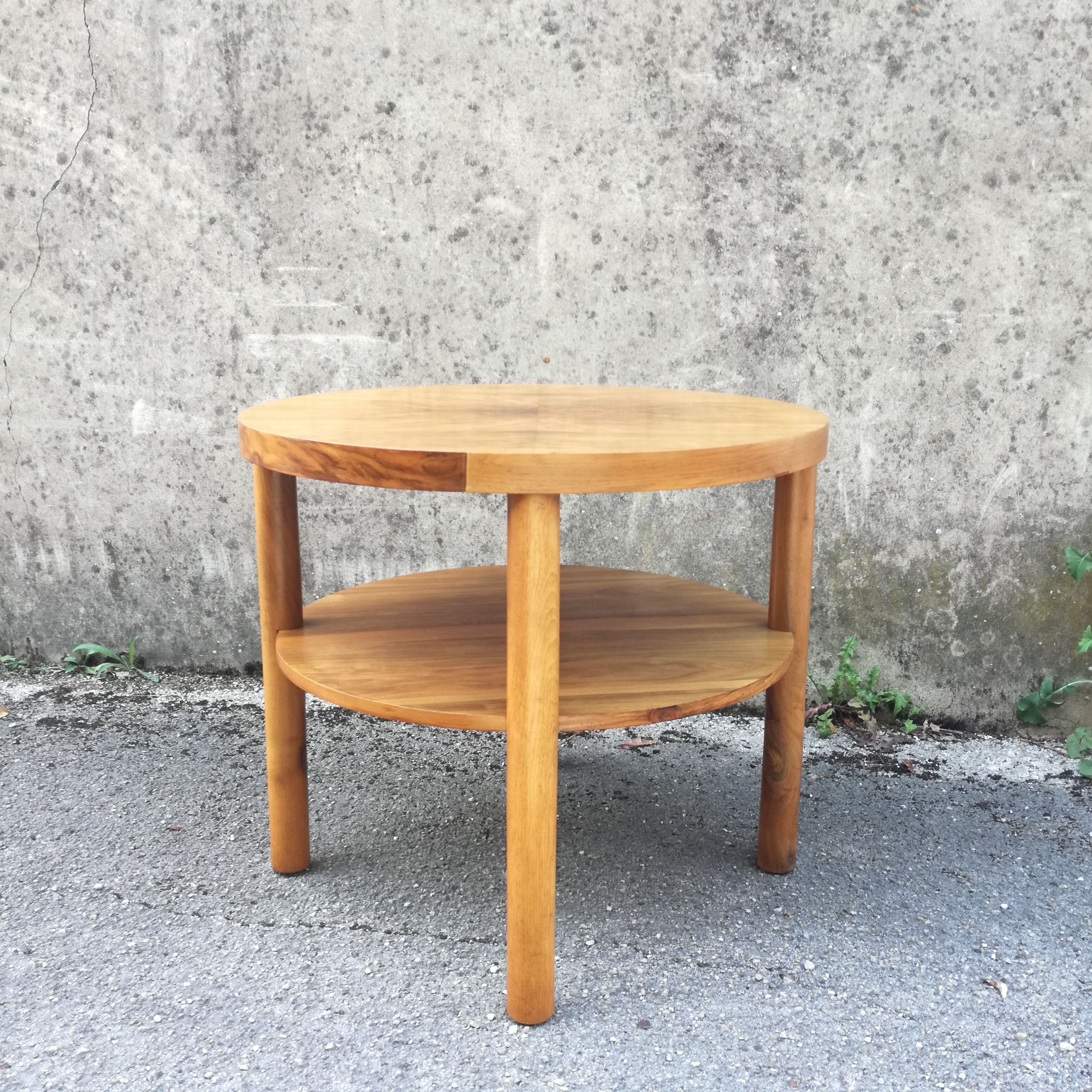 Round walnut pedestal table, with tablet