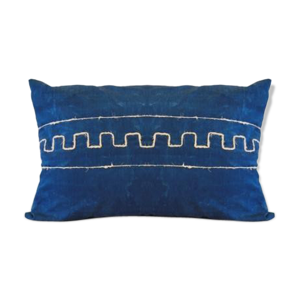 Coussin a motif grec en metis tie