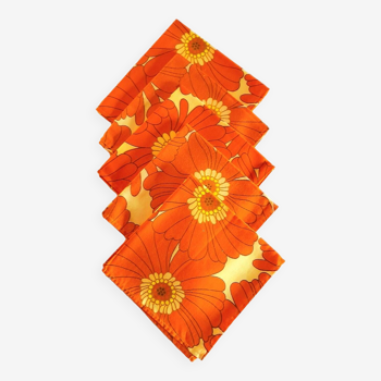 Set of 5 70s floral napkins