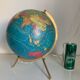 Globe vintage 1975 terrestre verre tripode doré Taride