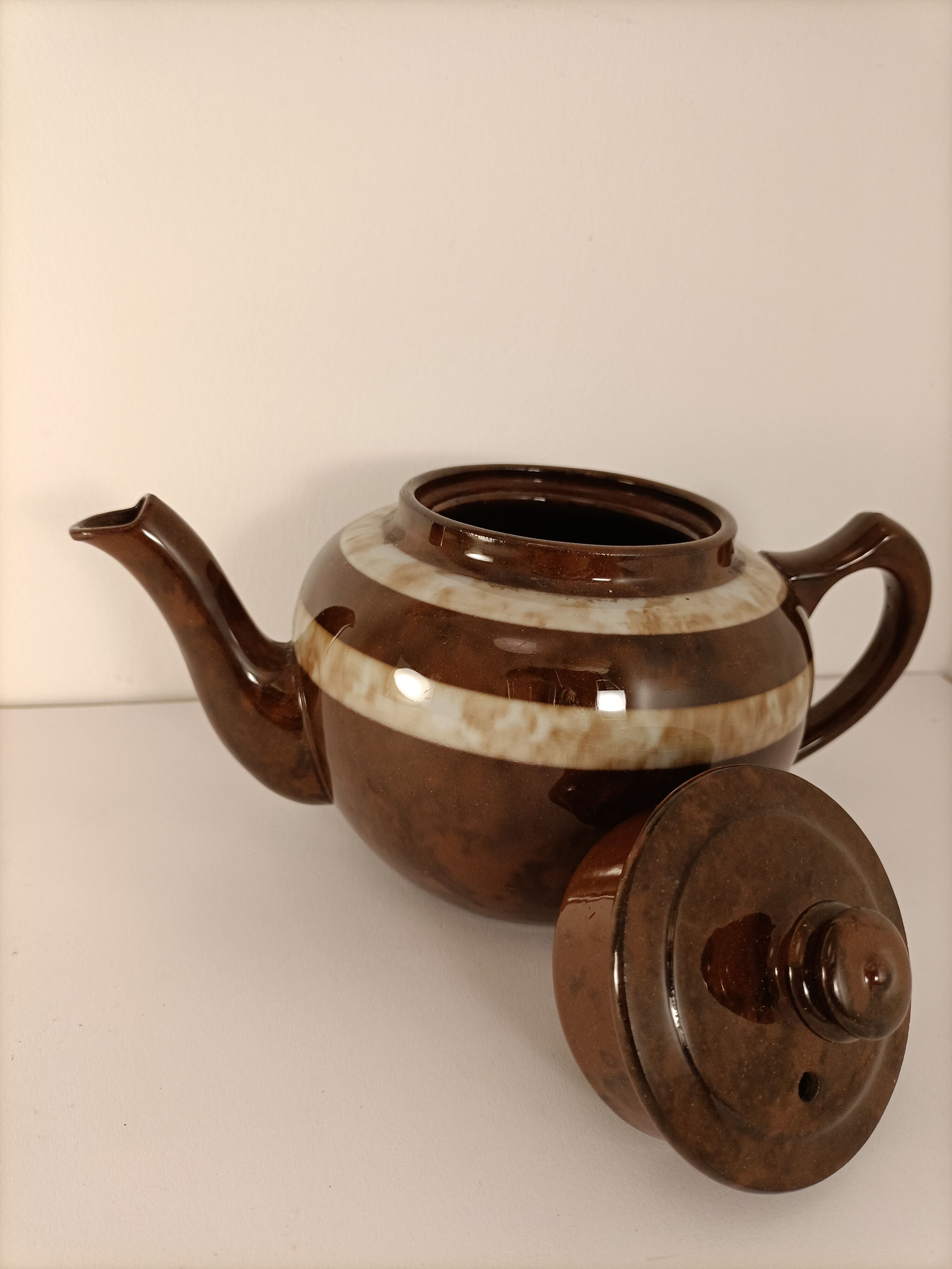 Teapot ceramic england gibson's