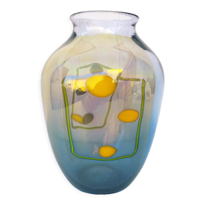 vase en verre irisé