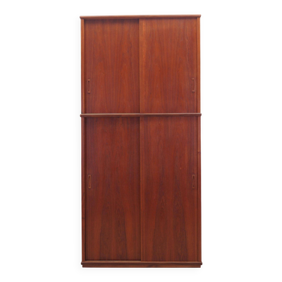 Armoire en teck, design danois, années 1970, production : Danemark