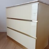 Chest of drawers with travertine
