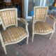 Paire de fauteuils Louis XVI