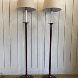 Paire de lampadaires en métal emaillé rouge