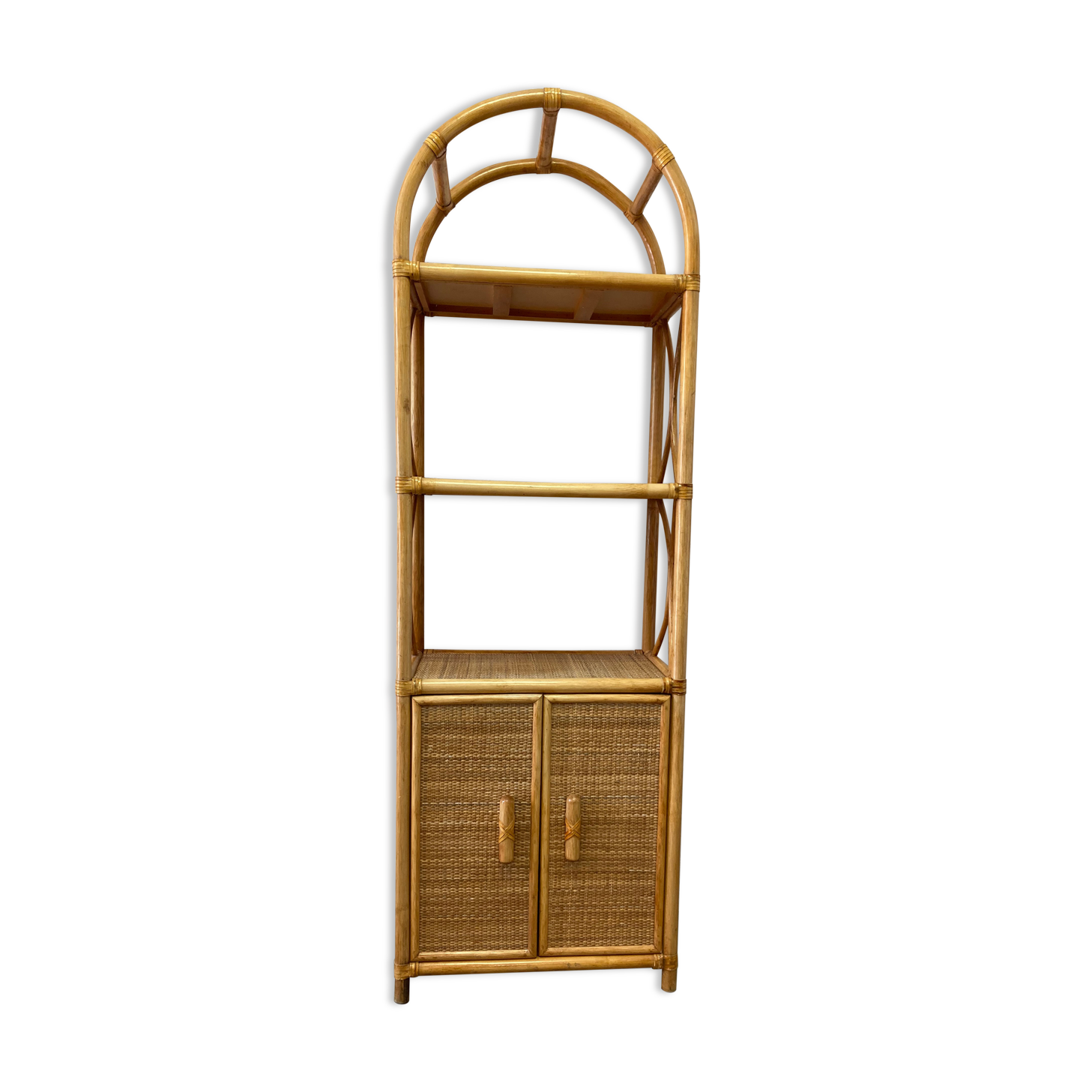 Vintage rattan floor