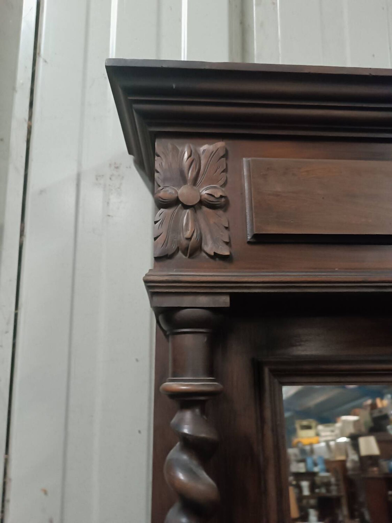 Miroir en chêne à colonnes torsadées