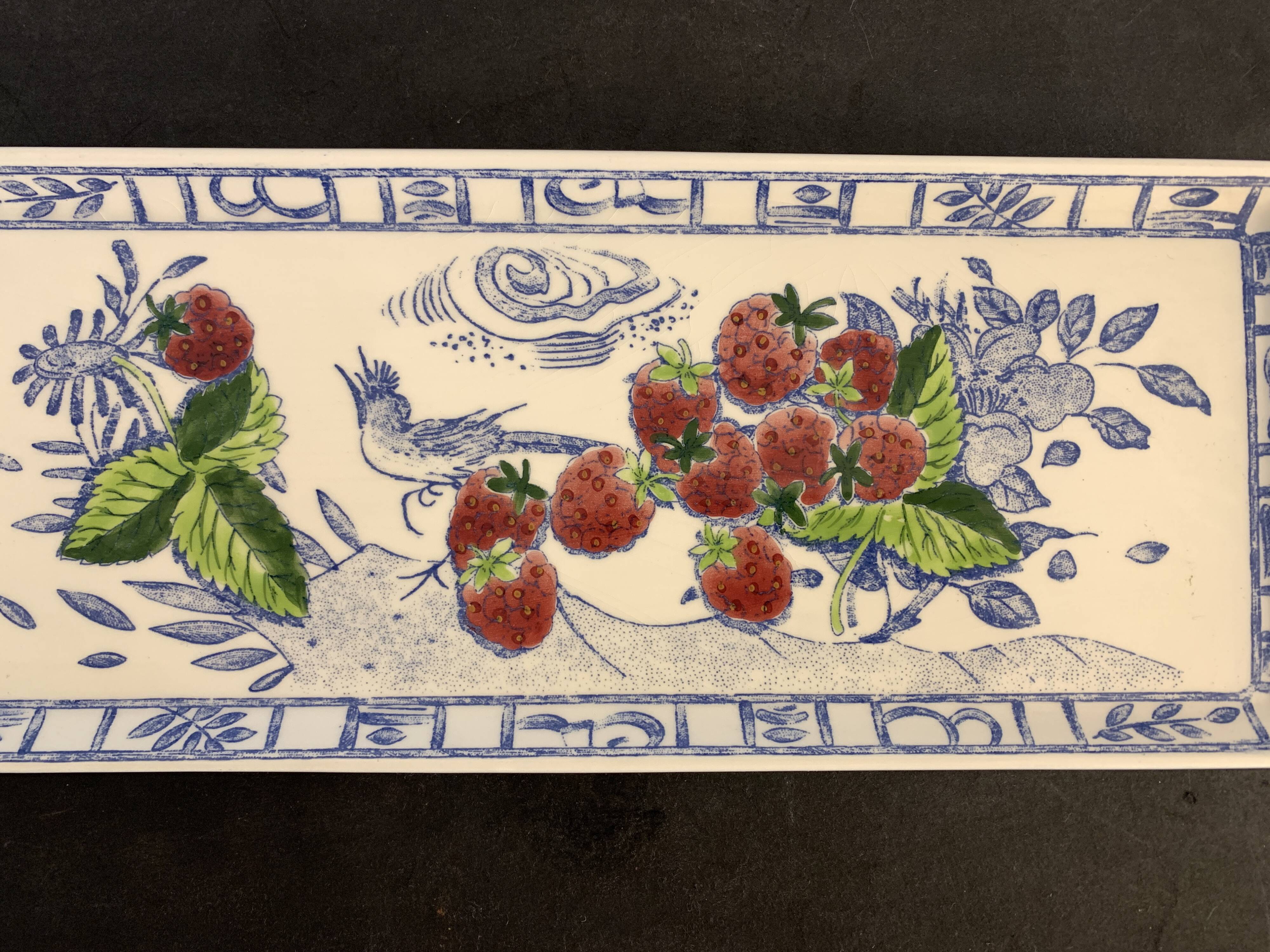 Gien cake dish, blue bird and fruit, design Isabelle de Borchgrave