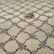 Tapis aux petits points  500x280 cm