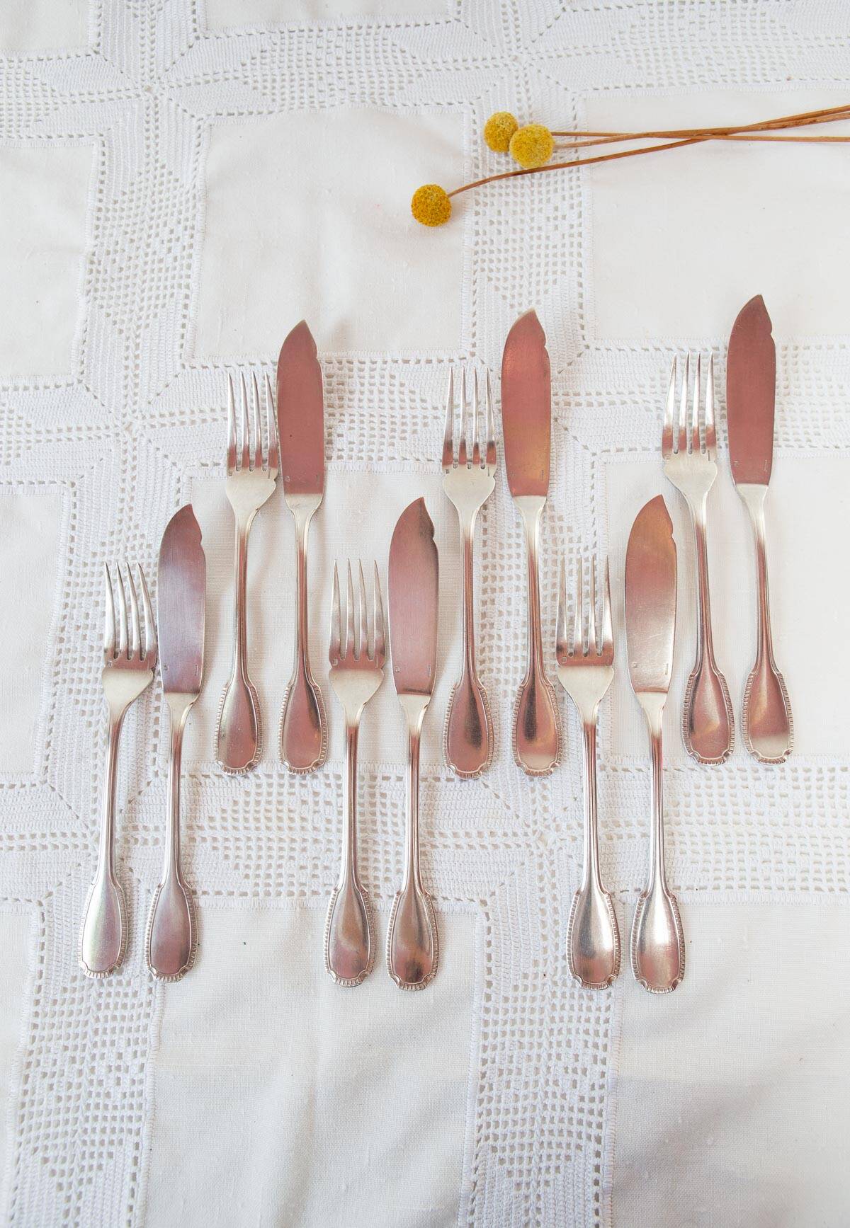 Fish cutlery for 6 Christofle Godrons initials E. L. circa 1910-20