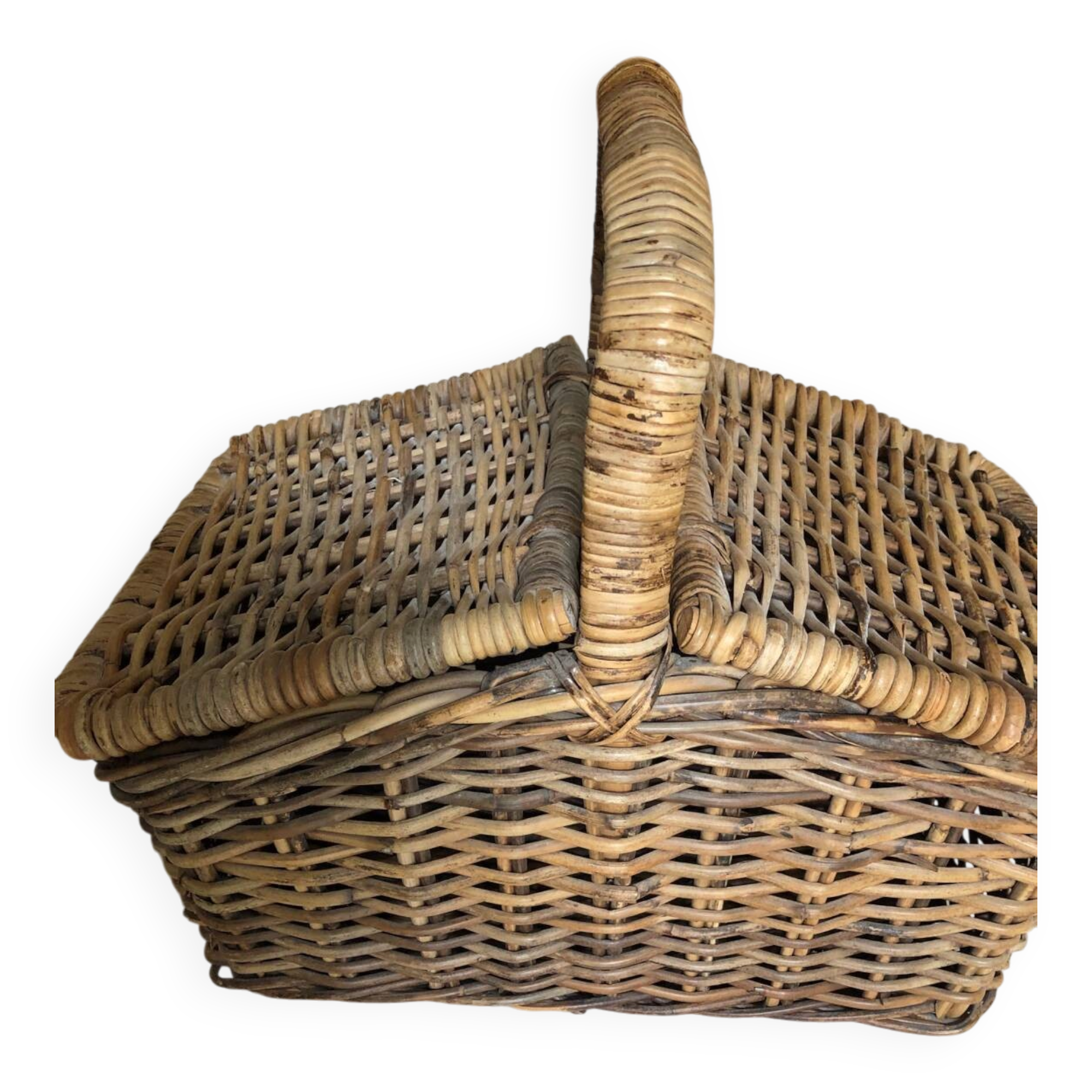 Wicker basket
