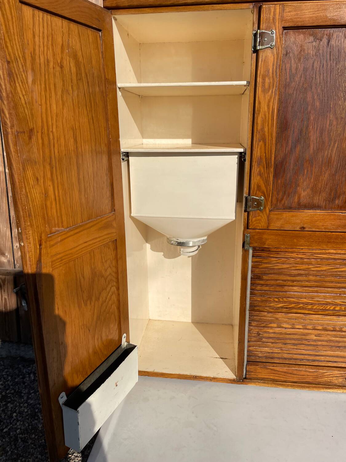 armoire buffet de cuisine porcelaine, émaillée et Hoosier