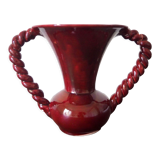 Vase in red slip