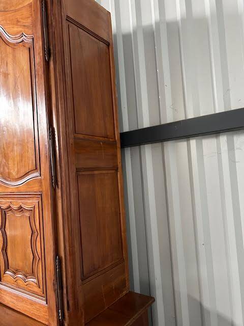 Large 18th century buffet in 2 parts