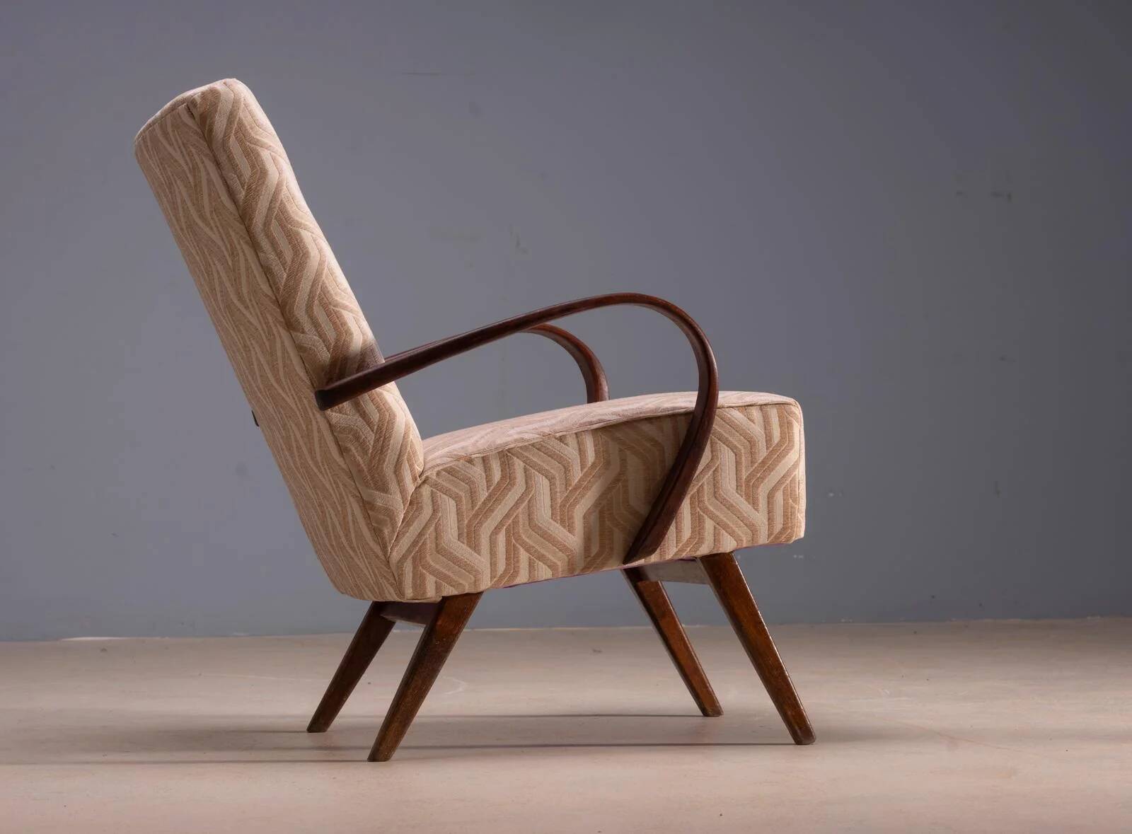 Restored bentwood armchairs by Jaroslav Šmídek, pair, Czechoslovakia, new beige patterned upholstery, 61 × 82 × 81 cm