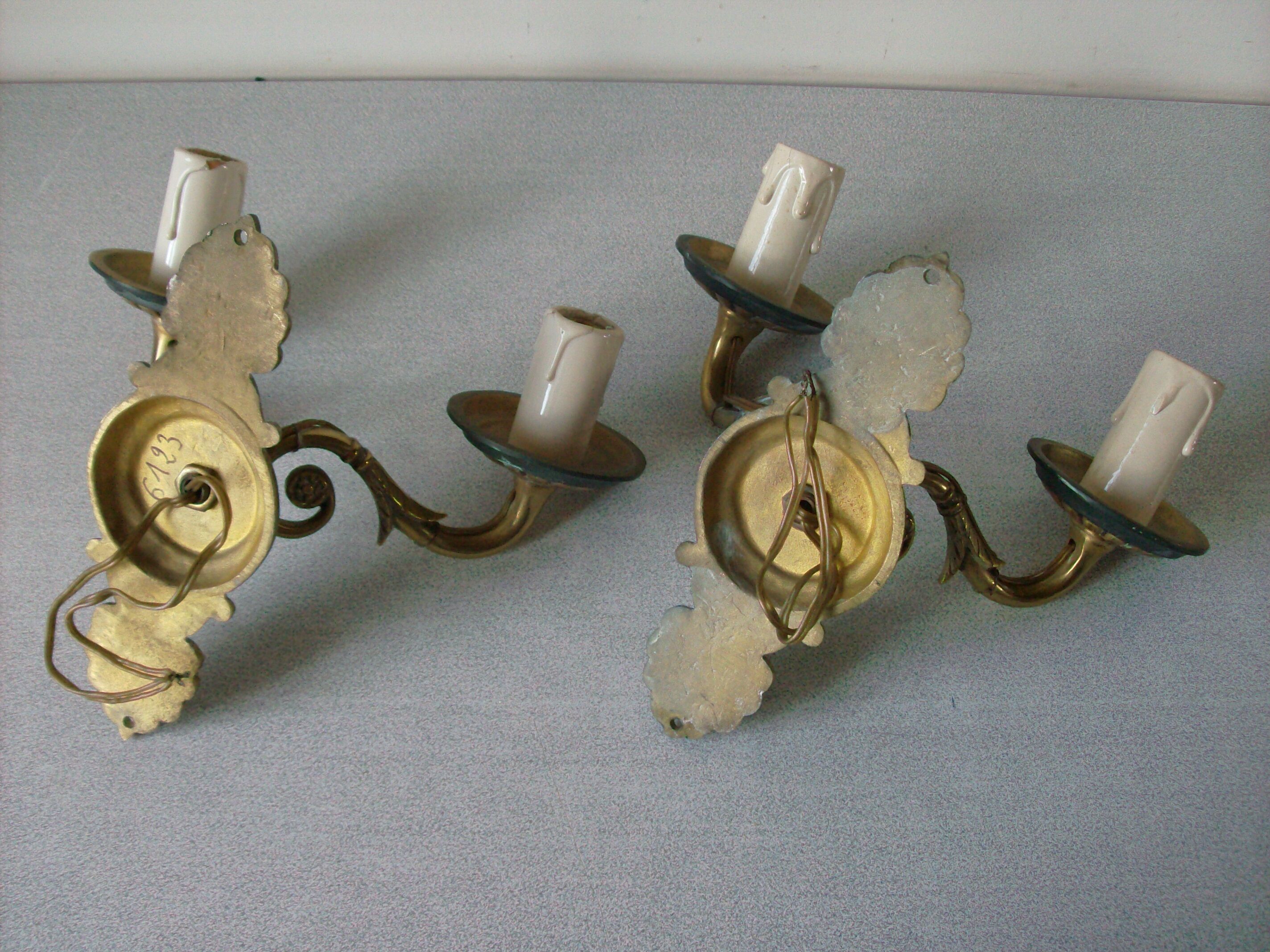 Ancienne paire d'applique électrique double feu en bronze numéroté luminaire