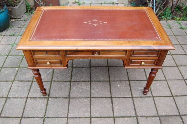 bureau d époque louis philippe en noyer du 19e siécle