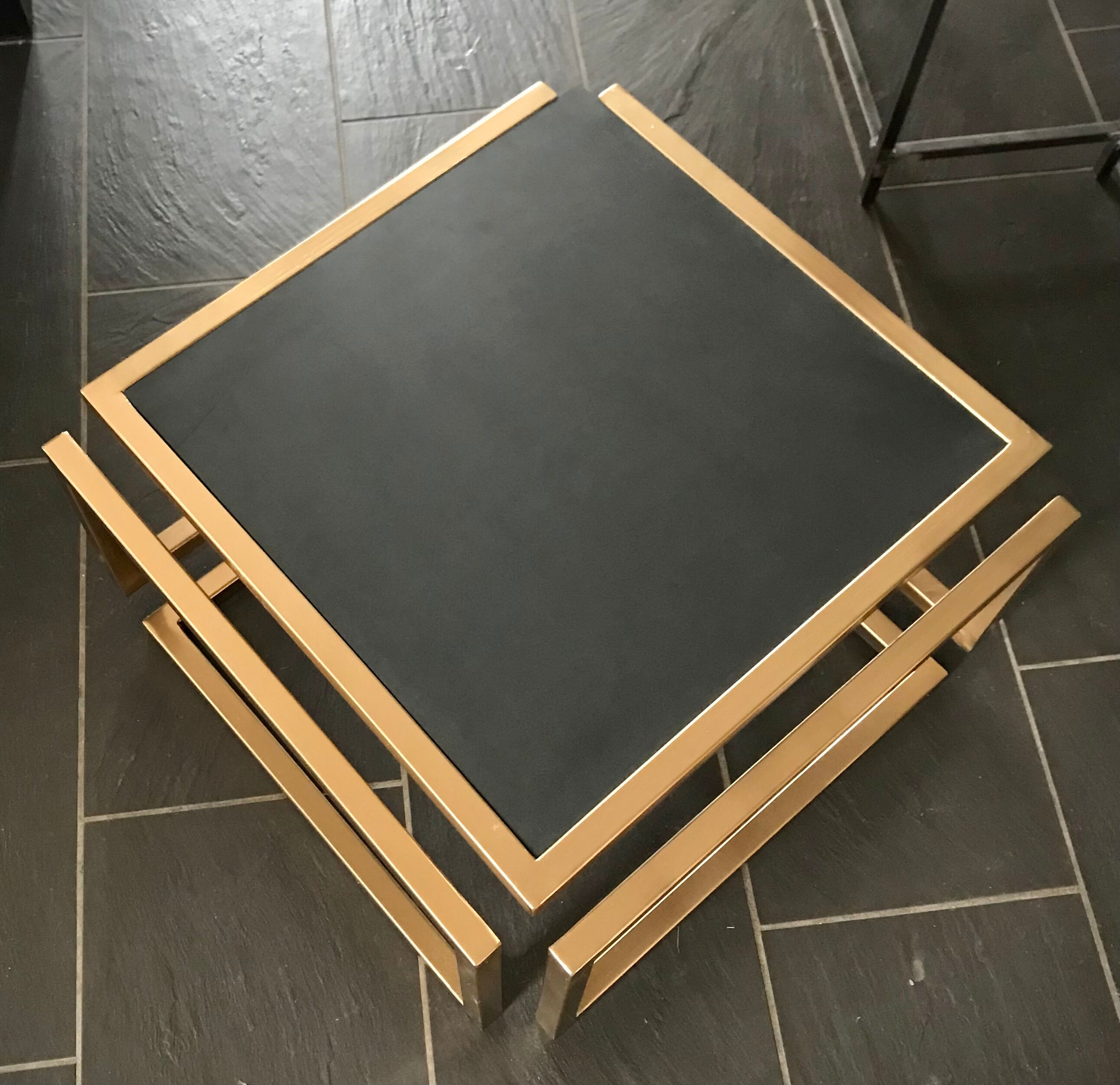 Coffee table "Infinity II"