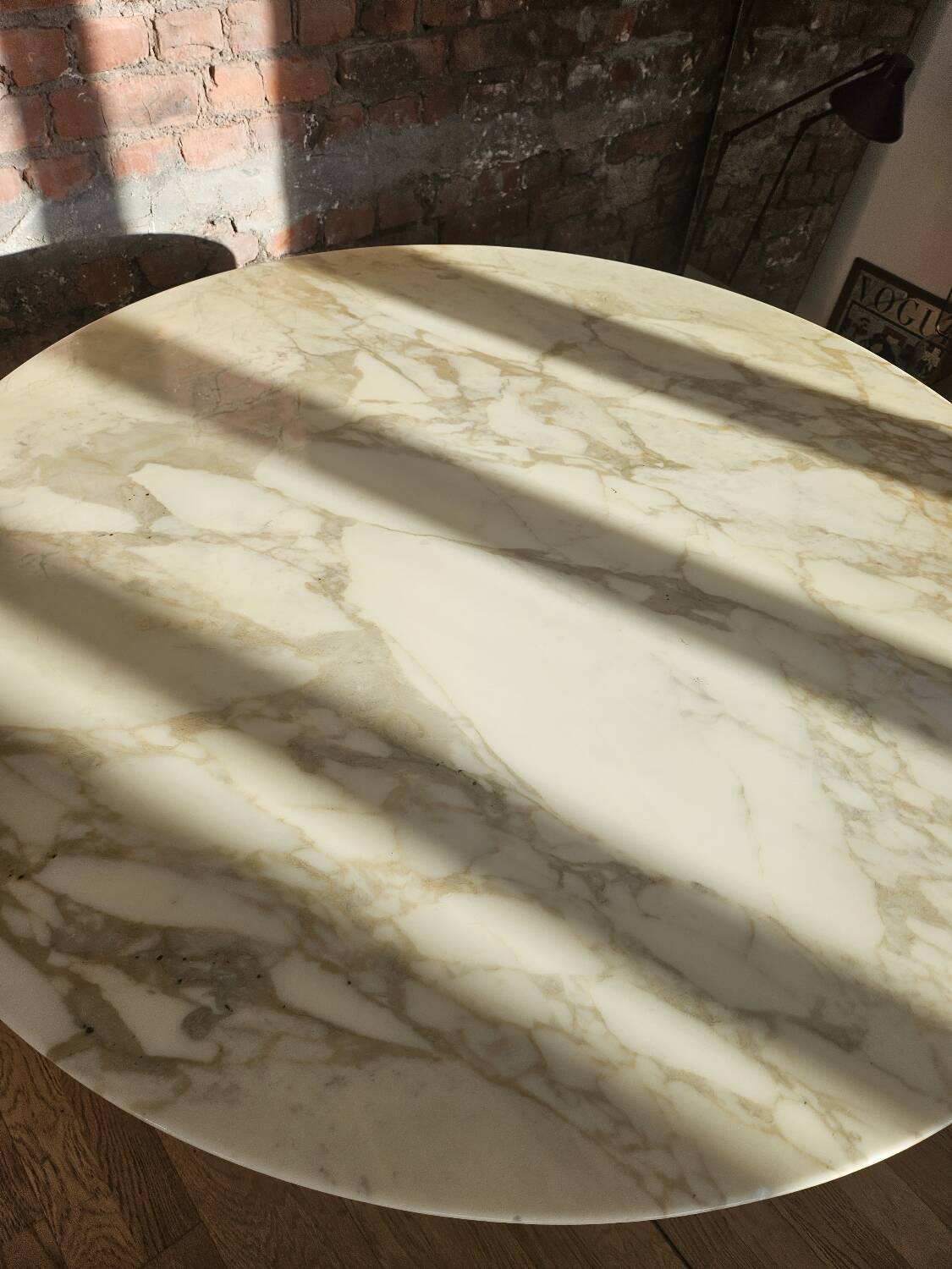 Table Eero by Knoll 1970