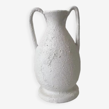 White vase