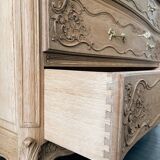 Commode style Louis XV