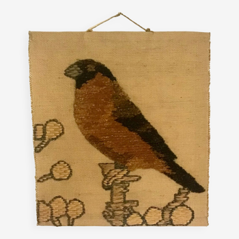 Hanging birds in natural fiber and wool