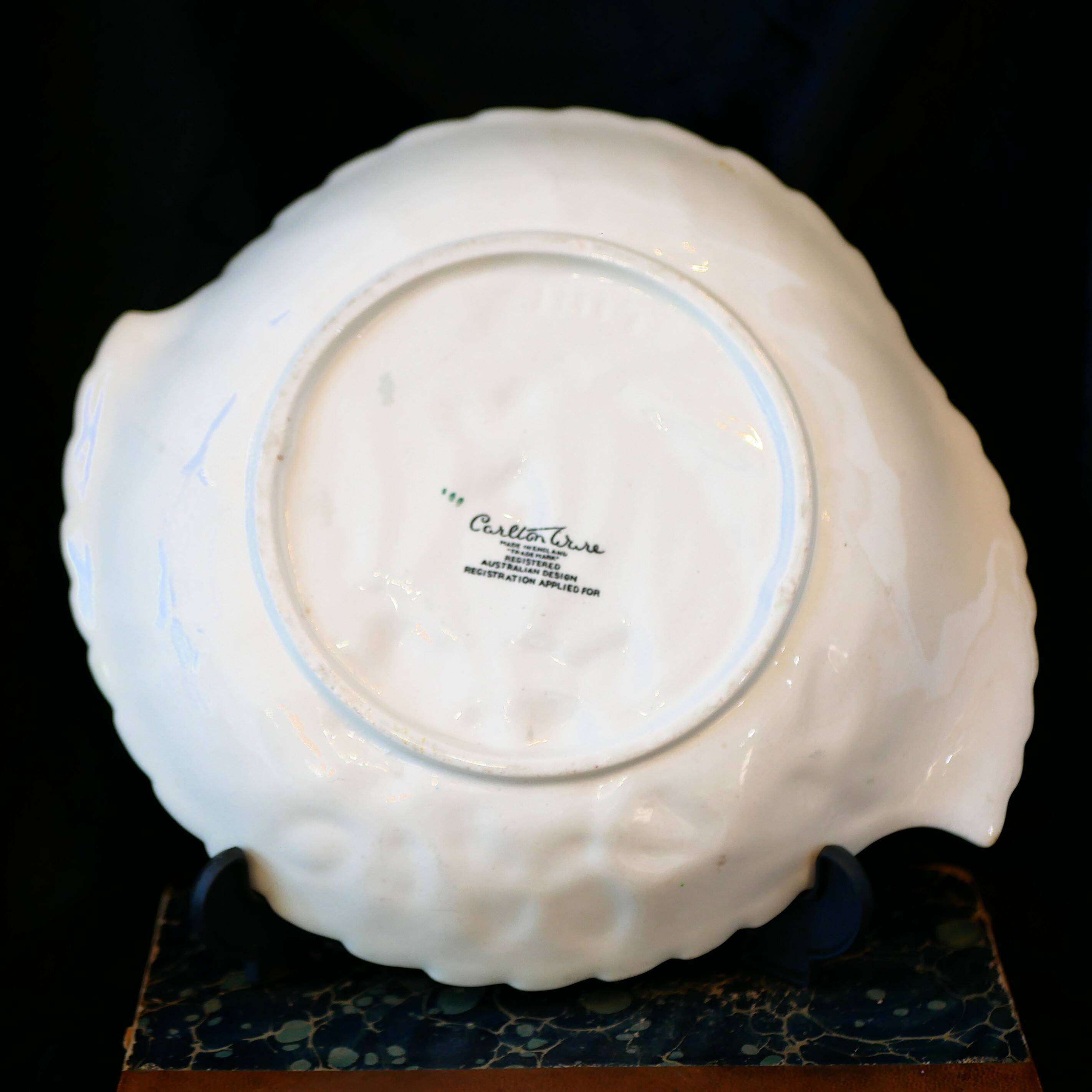 Plat de service décoratif Carlton Ware à feuilles vertes et fleurs roses