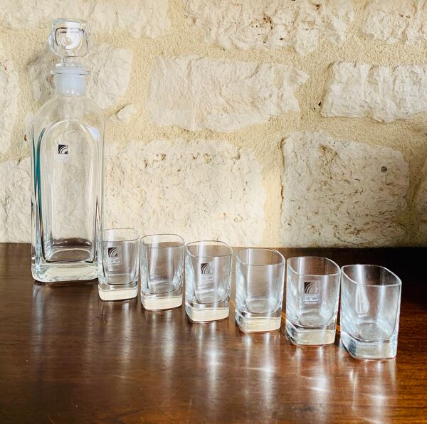 Ensemble, carafe à whisky vintage en cristal avec 6 verres, par Luigi Bormioli, circa 70’s